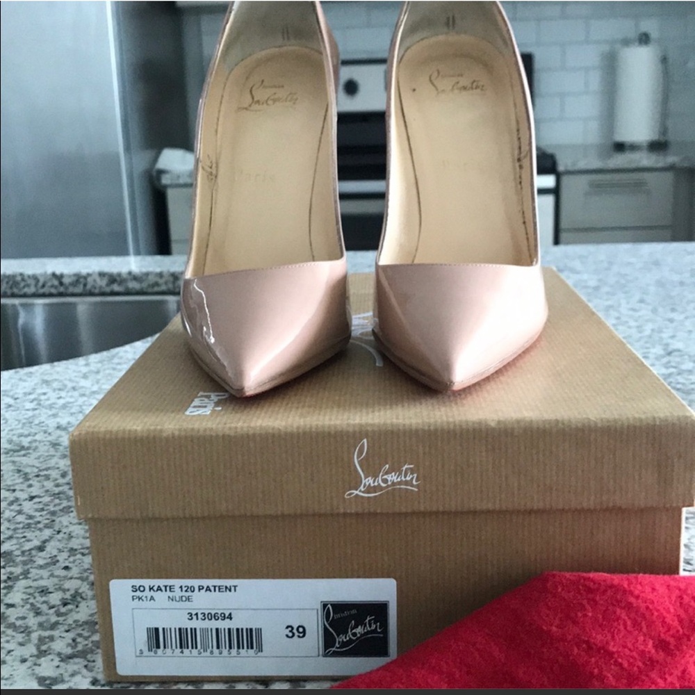 Christian Louboutin So Kate sz 39